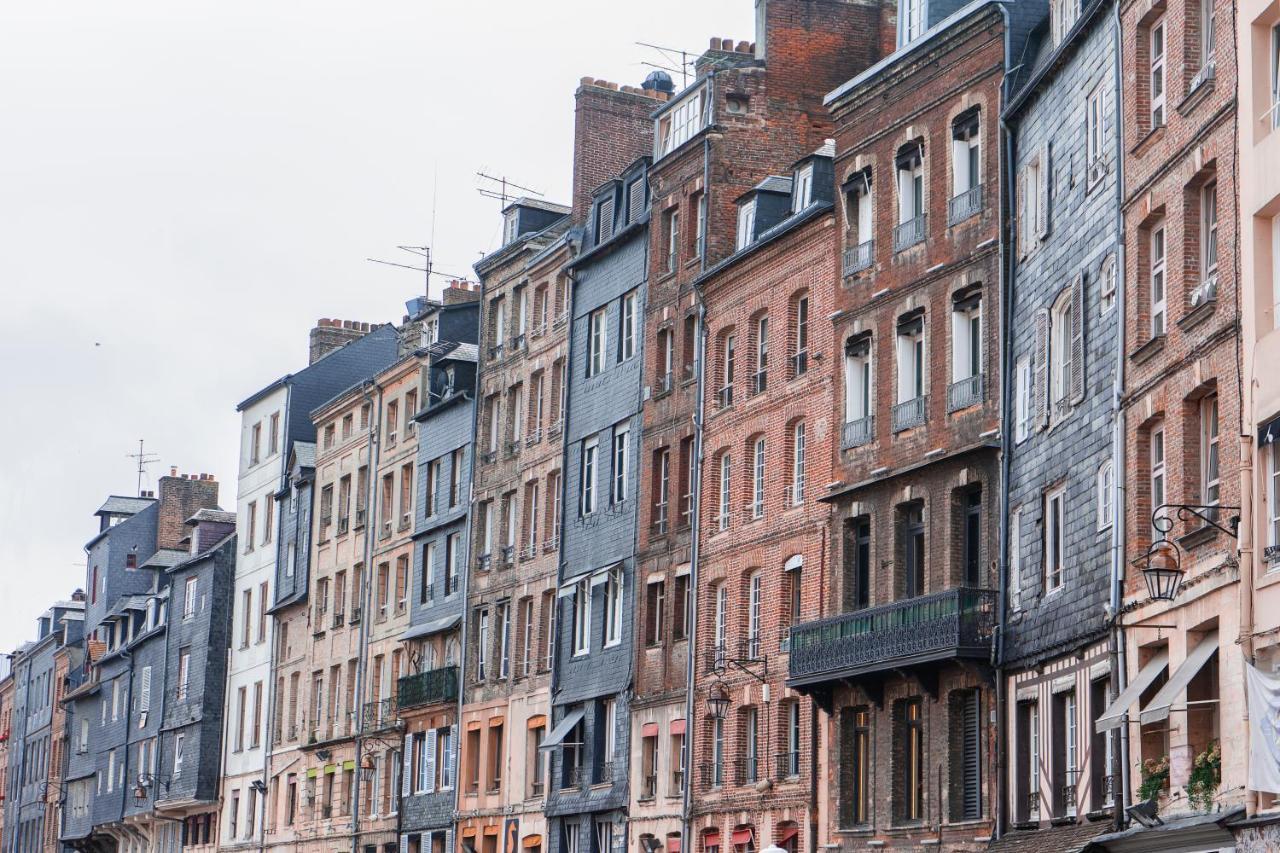 ディーブ・シュール・メールDuplex 2 Pieces Port Cabourg - 2 A 4 Personnes - Terrasse - Vue Port - Exclusif Book Ingアパートメント エクステリア 写真